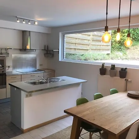 Holiday home Grande Maison Cozy, Sud, 15 Min Francorchamps *